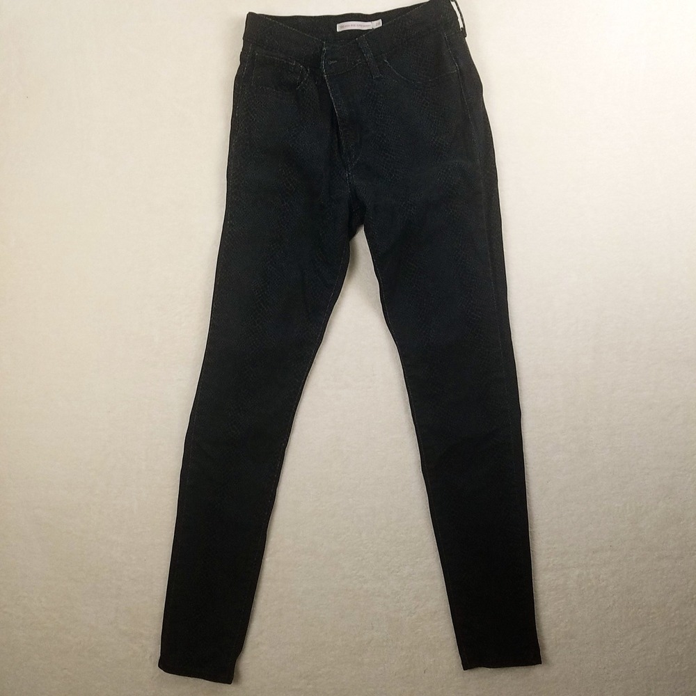 Levi's 720 High Rise Super Skinny Jeans Black Snake Print Size 28 stretchy y2k